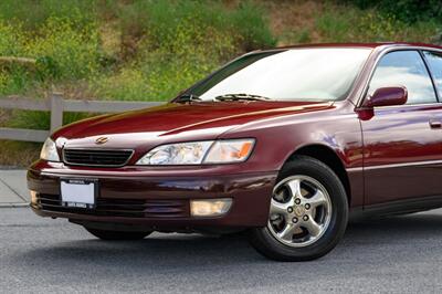 1997 Lexus ES  [ SOLD On Bring A Trailer] - Photo 19 - Van Nuys, CA 91402