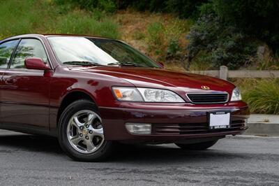 1997 Lexus ES  [ SOLD On Bring A Trailer] - Photo 4 - Van Nuys, CA 91402