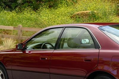 1997 Lexus ES  [ SOLD On Bring A Trailer] - Photo 18 - Van Nuys, CA 91402