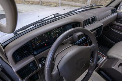 1997 Lexus LX 450   - Photo 18 - Van Nuys, CA 91402