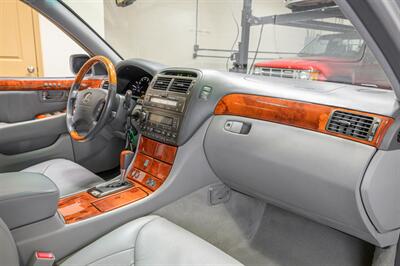 2005 Lexus LS 430   - Photo 37 - Van Nuys, CA 91402