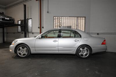 2005 Lexus LS 430   - Photo 17 - Van Nuys, CA 91402