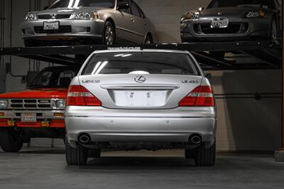 2005 Lexus LS 430   - Photo 12 - Van Nuys, CA 91402