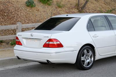 2005 Lexus LS 430 - Photo 12 - Van Nuys, CA 91402