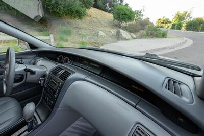 2002 Toyota Avalon XL   - Photo 24 - Van Nuys, CA 91402