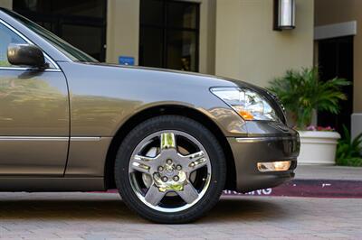 2006 Lexus LS 430   - Photo 47 - Van Nuys, CA 91402