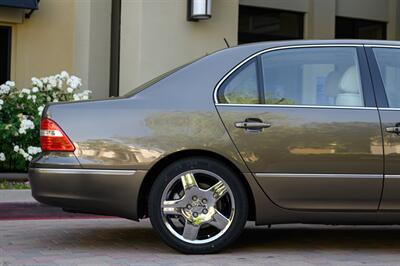 2006 Lexus LS 430   - Photo 49 - Van Nuys, CA 91402