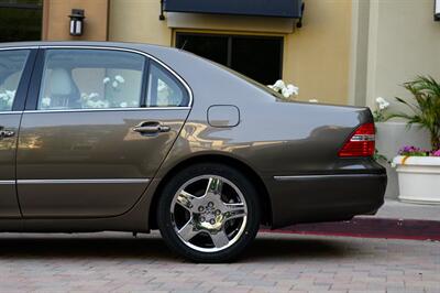 2006 Lexus LS 430   - Photo 32 - Van Nuys, CA 91402