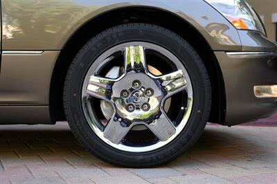 2006 Lexus LS 430   - Photo 51 - Van Nuys, CA 91402