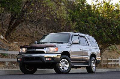 2002 Toyota 4Runner SR5   - Photo 2 - Van Nuys, CA 91402
