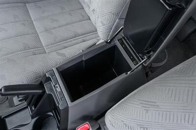 2002 Toyota 4Runner SR5   - Photo 45 - Van Nuys, CA 91402