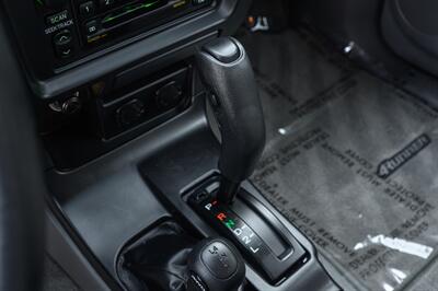 2002 Toyota 4Runner SR5   - Photo 47 - Van Nuys, CA 91402