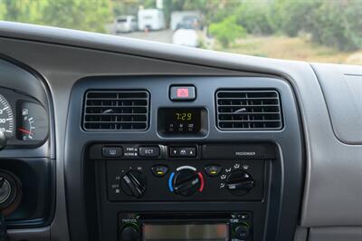 2002 Toyota 4Runner SR5   - Photo 55 - Van Nuys, CA 91402