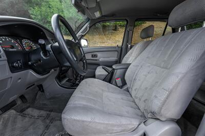2002 Toyota 4Runner SR5   - Photo 41 - Van Nuys, CA 91402