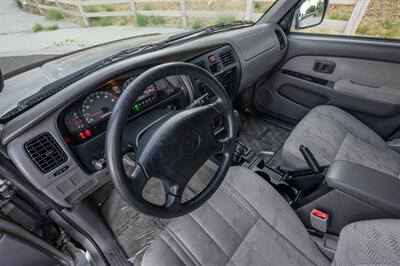 2002 Toyota 4Runner SR5   - Photo 36 - Van Nuys, CA 91402