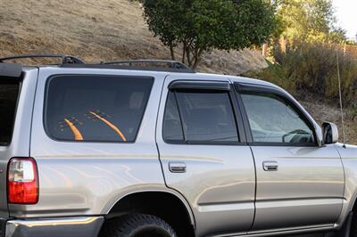 2002 Toyota 4Runner SR5   - Photo 27 - Van Nuys, CA 91402