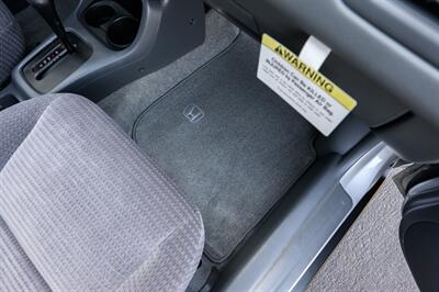 2000 Honda Civic VP   - Photo 43 - Van Nuys, CA 91402