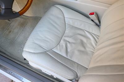2001 Lexus LS 430   - Photo 24 - Van Nuys, CA 91402