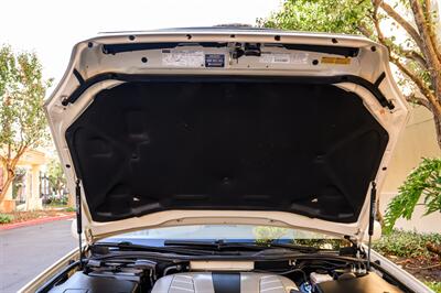 2001 Lexus LS 430   - Photo 46 - Van Nuys, CA 91402