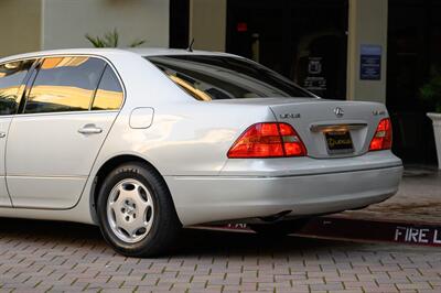 2001 Lexus LS 430   - Photo 7 - Van Nuys, CA 91402