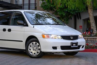 2000 Honda Odyssey LX  { Sold on Bring A Trailer} - Photo 8 - Van Nuys, CA 91402