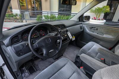 2000 Honda Odyssey LX  { Sold on Bring A Trailer} - Photo 36 - Van Nuys, CA 91402