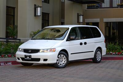 2000 Honda Odyssey LX  { Sold on Bring A Trailer} - Photo 2 - Van Nuys, CA 91402