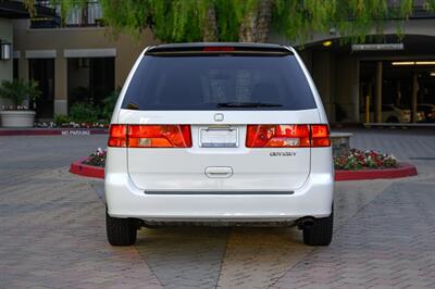 2000 Honda Odyssey LX  { Sold on Bring A Trailer} - Photo 23 - Van Nuys, CA 91402