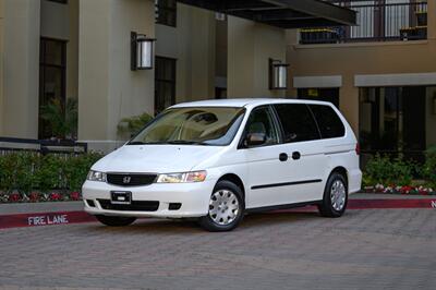 2000 Honda Odyssey LX  { Sold on Bring A Trailer} - Photo 1 - Van Nuys, CA 91402