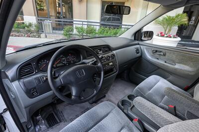 2000 Honda Odyssey LX  { Sold on Bring A Trailer} - Photo 45 - Van Nuys, CA 91402