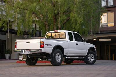 1999 Toyota Tacoma SR5 V6 5- Speed   - Photo 12 - Van Nuys, CA 91402
