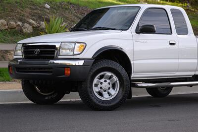 1999 Toyota Tacoma SR5 V6 5- Speed   - Photo 22 - Van Nuys, CA 91402
