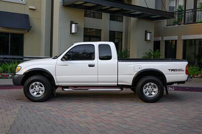 1999 Toyota Tacoma SR5 V6 5- Speed   - Photo 4 - Van Nuys, CA 91402