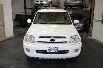 2007 Toyota Sequoia SR5   - Photo 6 - Van Nuys, CA 91402