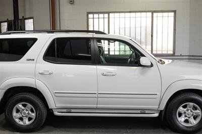 2007 Toyota Sequoia SR5   - Photo 9 - Van Nuys, CA 91402