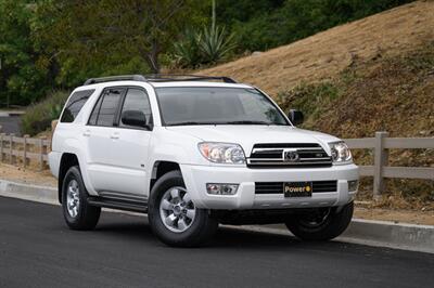 2005 Toyota 4Runner SR5 - Photo 2 - Van Nuys, CA 91402