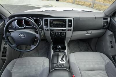 2005 Toyota 4Runner SR5 - Photo 32 - Van Nuys, CA 91402