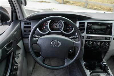 2005 Toyota 4Runner SR5 - Photo 30 - Van Nuys, CA 91402