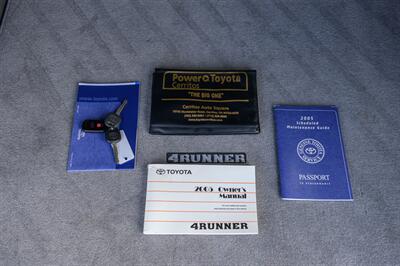 2005 Toyota 4Runner SR5 - Photo 35 - Van Nuys, CA 91402