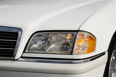 2000 Mercedes-Benz C 230  ( SOLD  on Bring A Trailer ) - Photo 12 - Van Nuys, CA 91402