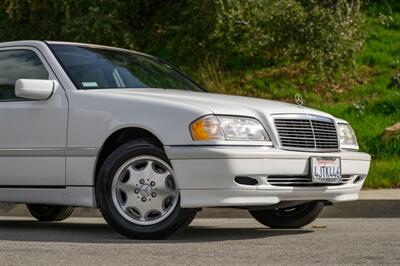 2000 Mercedes-Benz C 230  ( SOLD  on Bring A Trailer ) - Photo 19 - Van Nuys, CA 91402