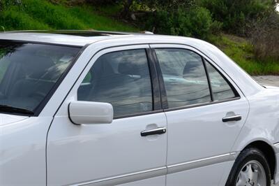 2000 Mercedes-Benz C 230  ( SOLD  on Bring A Trailer ) - Photo 49 - Van Nuys, CA 91402