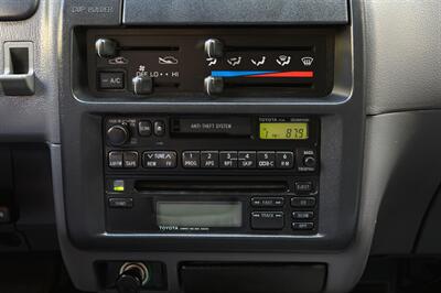 1995 Toyota T100 SR5   - Photo 37 - Van Nuys, CA 91402