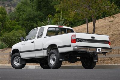 1995 Toyota T100 SR5   - Photo 17 - Van Nuys, CA 91402
