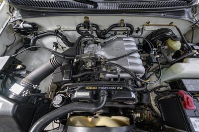 1995 Toyota T100 SR5   - Photo 34 - Van Nuys, CA 91402