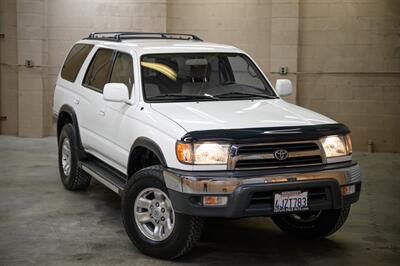 1999 Toyota 4Runner SR5   - Photo 10 - Van Nuys, CA 91402