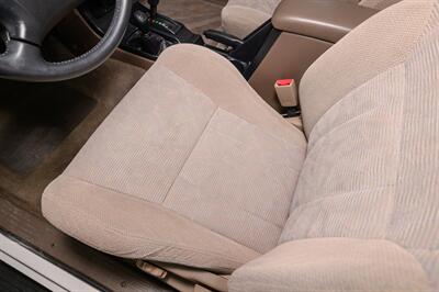 1999 Toyota 4Runner SR5   - Photo 25 - Van Nuys, CA 91402