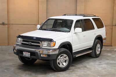 1999 Toyota 4Runner SR5   - Photo 18 - Van Nuys, CA 91402