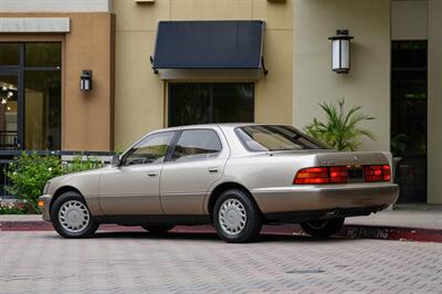 1992 Lexus LS 400   - Photo 9 - Van Nuys, CA 91402