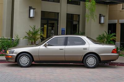 1992 Lexus LS 400   - Photo 8 - Van Nuys, CA 91402
